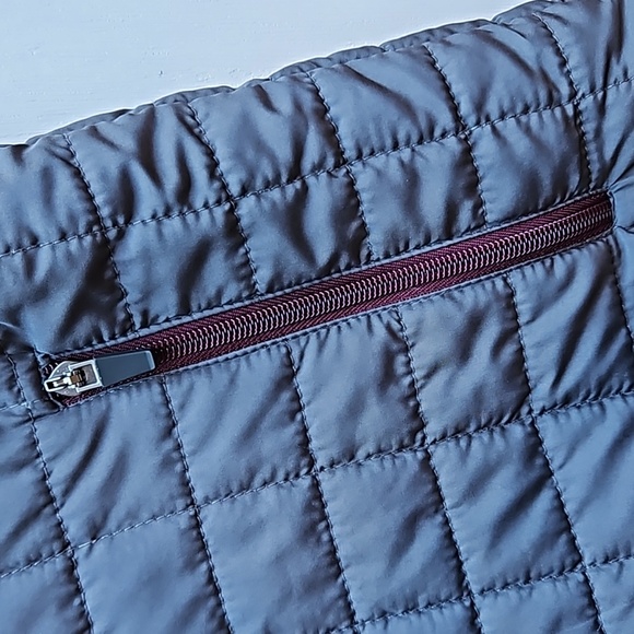 Colosseum University of Minnesota Quilted Zip Up Vest XXL - Picture 7 of 7